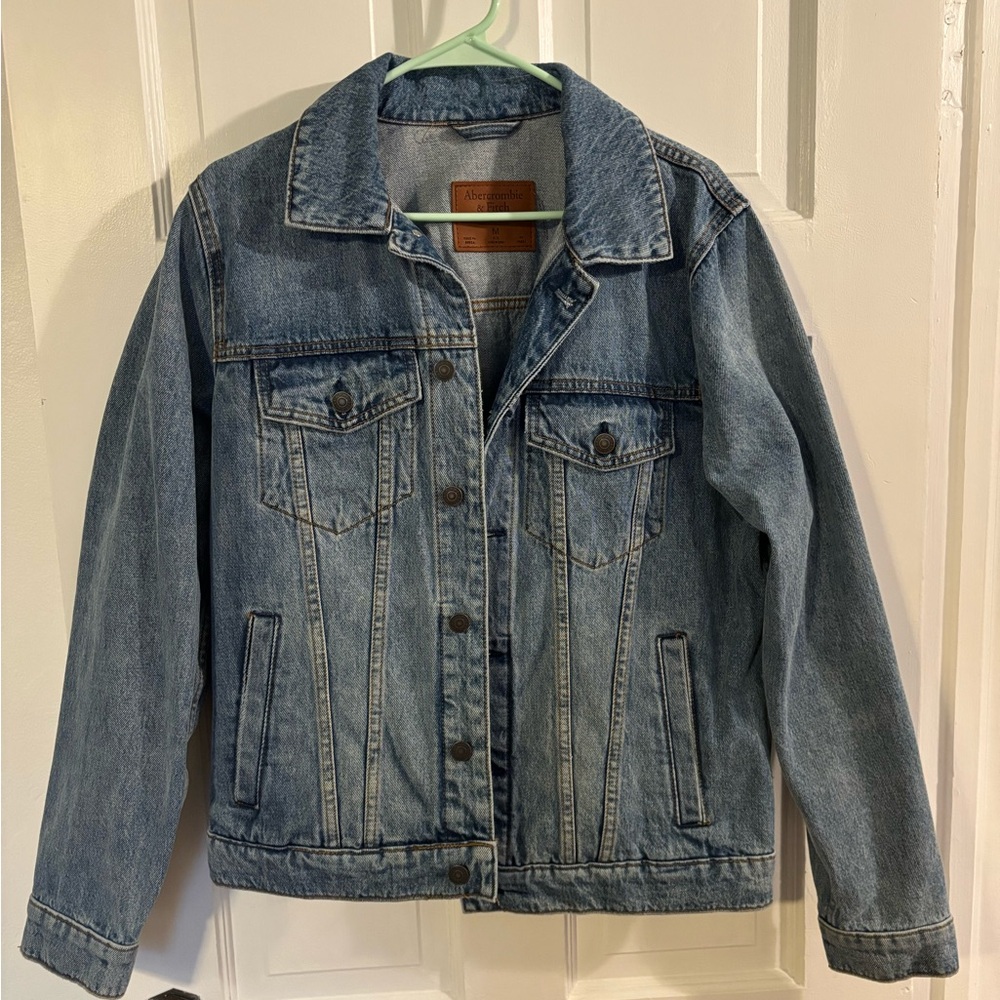 Abercrombie & Fitch Light Blue Denim Jacket Size M